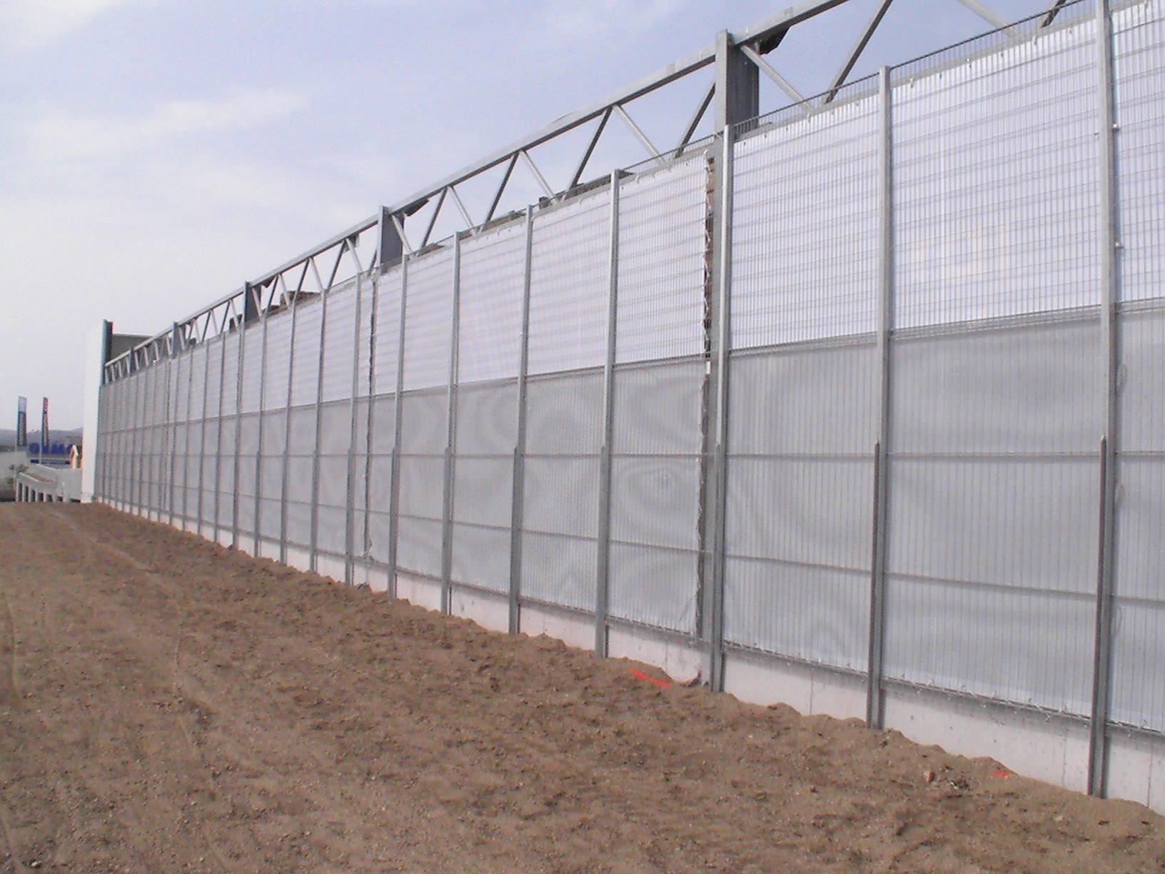 Defender – Serge Ferrari break-in-resistant membrane range
