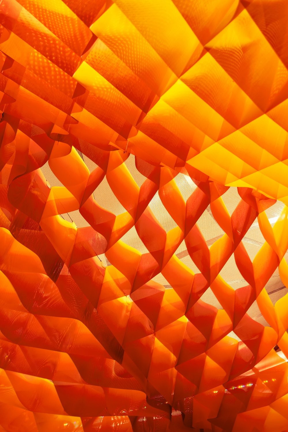 Détail membrane textile Serge Ferrari orange structure tissée MPavilion
