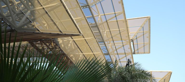 Détail structure et membrane textile toiture Opportunity Pavilion Dubai Expo 2020