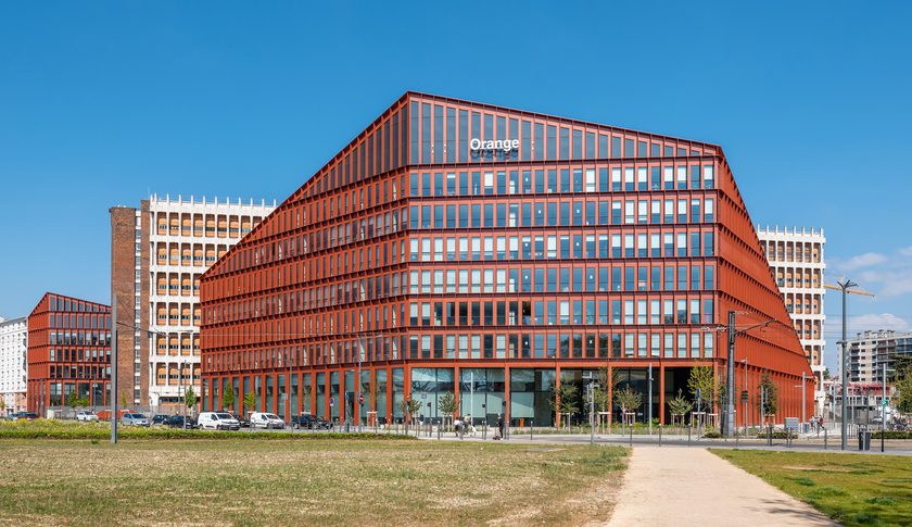 Orange Lumière bâtiment siège Orange Lyon façade architecture