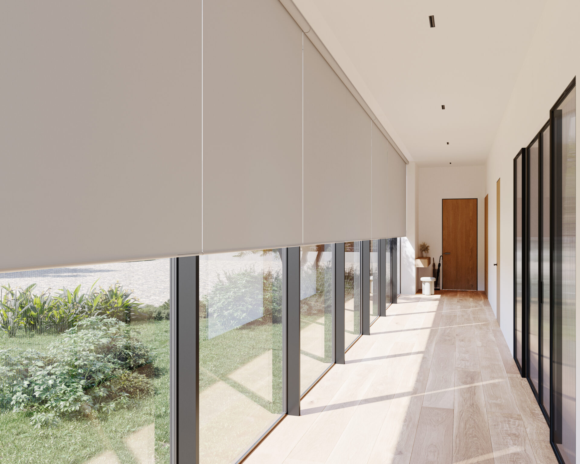 Stores enrouleurs opaques Soltis 99 en membrane composite souple Serge Ferrari pour corridor vitré et confort visuel