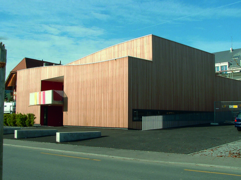 Façade en bardage bois protégée par une membrane respirante Stamisol.