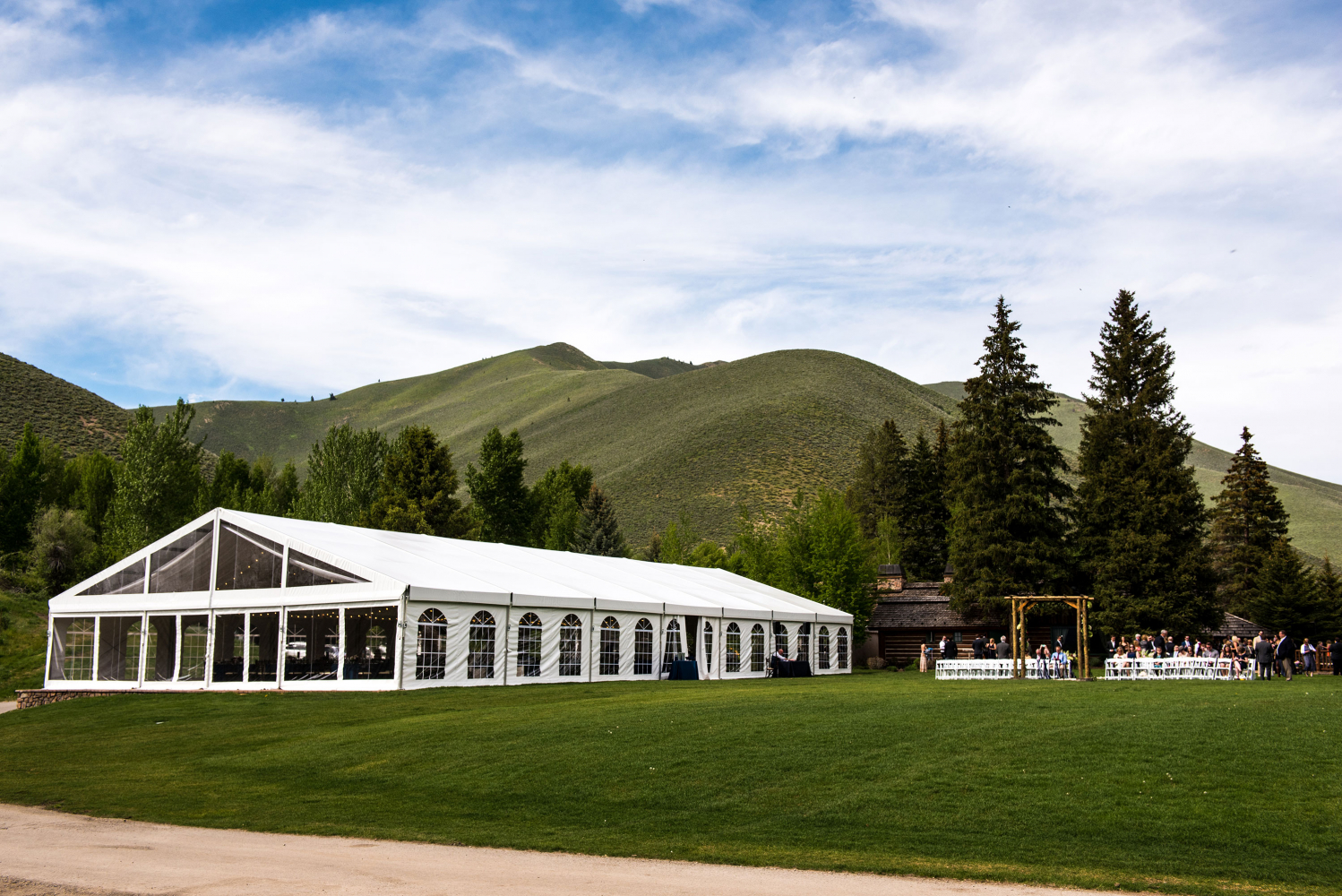 Sun Valley Resort está preparado para su evento con una carpa Serge Ferrari